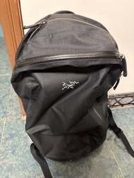 Arc'teryx Arro 22 背包