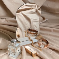 INS Irregular Mirror Dressing Table Makeup Cosmetic Wooden Mirror