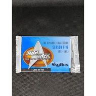 Skybox Star Trek 1991-92 Sealed Pack! (8 trading cards)