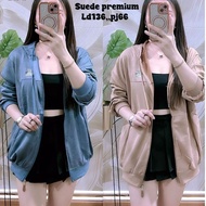 3703 premium suede jacket 205,000