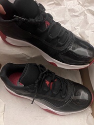 放air Jordan 11 low CMFT
