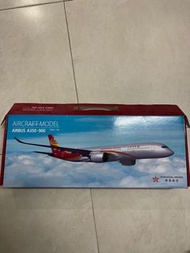 全新 香港航空絕版 A350-900 1:200 飛機模型 非國泰 港龍 （有少少瑕疵）