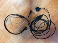 清貨全新Motorola 對講機耳機指環式PTT按鍵手機喉振式免持聽筒耳機 1 個 (黑色)
