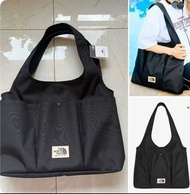 The North  Face 側揹袋