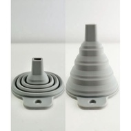 Foldable silicone funnel