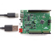 Uno Rev3 with USB Cable, USB-C, Battery Charger, 5V/3.3V Switchable, Arduino-Compatible