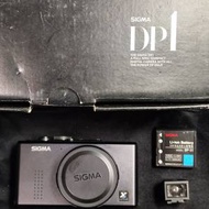 Sigma DP1 Foveon X3 28mm F4