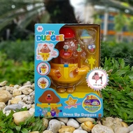 Hey Duggee - Dress Up Duggee Figurine