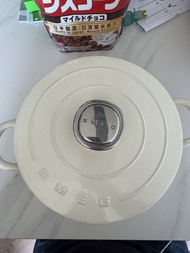 Smeg 琺瑯鑄鐵鍋