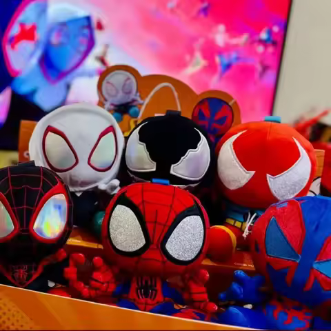2026 New Original Hot toys Marvel Spider Man Cosbi Blind Box Plush Bag Pendant Kawaii Spider Man Sur