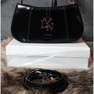 Pozz Lyn Black Sling Bag