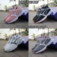 Women's volleyball shoes, women's Mizuno shoes,/ women's sports shoes, women's gym shoes,/ women's s