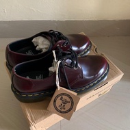 dr martens 1461 vegan red size 38