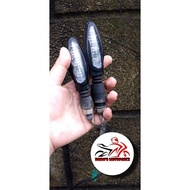 ℗ ✧ ◓ ▋ ☾ SIGNAL LIGHT FRONT/REAR ROUSER ROUSER RS200 DOMINAR 400 Secondhand genuine
