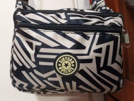 手袋 多格 多用途斜孭袋 輕便👜