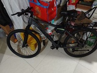 二手單車出售，送車燈，尾燈，車鎖，和水壺架。