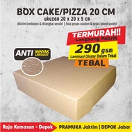 Pizza Box 20x20x5 cm Plain Kraft Laminated