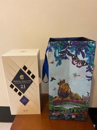 21年皇家禮炮(空酒瓶)白空盒、2藍色精美酒袋
