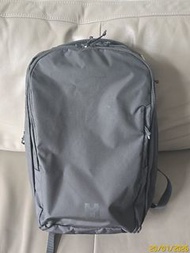 Millet 黑色旅行背包
