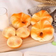 FAMOUS Simulated Artificial Bread Toy, Simulation Food Spoof Simulation Bread SqueezeToys, Photograp