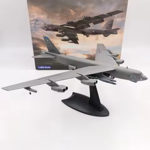 1/200 Scale American Army B-52 B-52H B52 Strategic Bomber fighter aircraft airplane models adult chi