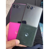 US Version Motorola  Razr Ultra 2025 (  Motorola Moto razr 60 Ultra ) 5G Mobile Phone 6.96 inches pO