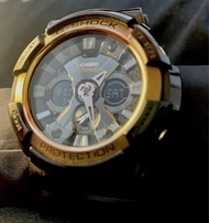 Casio G-Shock 腕錶 《Rose Gold Accented GA-200RG-1A Mens Watch》