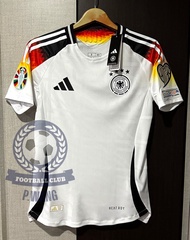 New!! เสื้อฟุตบอล ทีมชาติเยอรมัน Home ชุดเหย้า ยูโร 2024  [ PLAYER ] เกรดนักเตะ สีขาว เสื้อเปล่าพร้อมอาร์ม ยูโร 2 ข้าง ตรงต้นฉบับแน่นอน กล้ารับประกันคุณภาพสินค้า