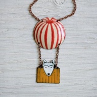 White Dog In Air Balloon, 琺瑯項鍊，狗飾品，狗項鍊，紅色