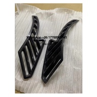 Real Carbon Fiber Vent Style Fender Trims for  E92 LCI Coupe 2010-2013