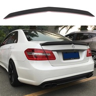 W212 E63 Carbon Fiber Rear Trunk Spoiler Wing for Mercedes E Class W212 Saloon 2010 - 2016 E220 E250