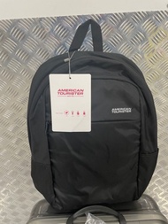 American Tourister backpack American Tourister 可套行李箱輕便背包