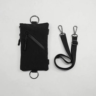 L impact Ame x MUKK聯名斜拉鏈式手機包