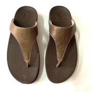 Fitflop Toe Slippers In Beige