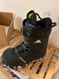雪Boots + binding ~ Kids snowboard boots Burton Grom + binding Salomon Goodtime