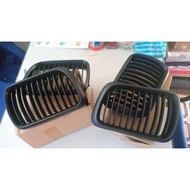 BMW E36 3 SERIES SEDAN COUPE KIDNEY GRILL MATT BLACK(FACELIFT)