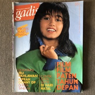 Majalah Gadis tahun 1988 - Gaby (EKS BUNDEL)