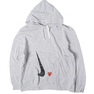 PLAY COMME des GARCONS x NIKE 聯名款 日本製造 LOGO 連帽衫 抓絨套頭衫 AE-T404 XXL 淺灰色 愛心 Swoosh Filip Pagowski 上衣 [二