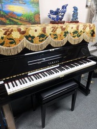 YAMAHA U1