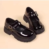 Black Glossy Kid Girl Shoes 17.5cm