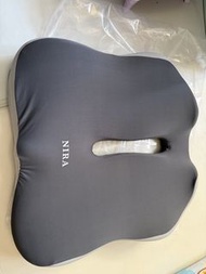 NIRA 護脊坐墊