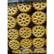 (ready stock) 1kg big golden pineapple jam biscuits/biskut jem nenas besar/biskut tat nanas besar / 
