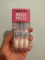 Dashing diva 全新甲片