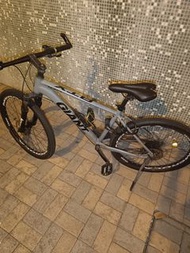 GIANT 越野單車