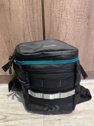 Daiwa 路亞 EMERALDAS TACTICAL THIGH BAG 釣魚袋 魷魚袋
