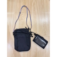 Small 2-hand phone bag