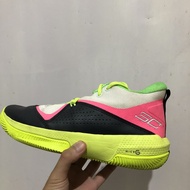 SEPATU BASKET SECOND | UNDER ARMOUR SC 3ZERO IV