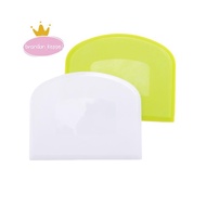 2 Pieces Dough Scraper Bowl Scraper Food-Safe Plastic Dough Cutter Flexible Plastic Scraper Practica