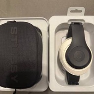 Stussy x Beats Studio Pro