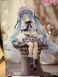 FuRyu 初音未來 Miku 古典娃娃風 Vintage Doll 泡面壓 杯面壓 Figure